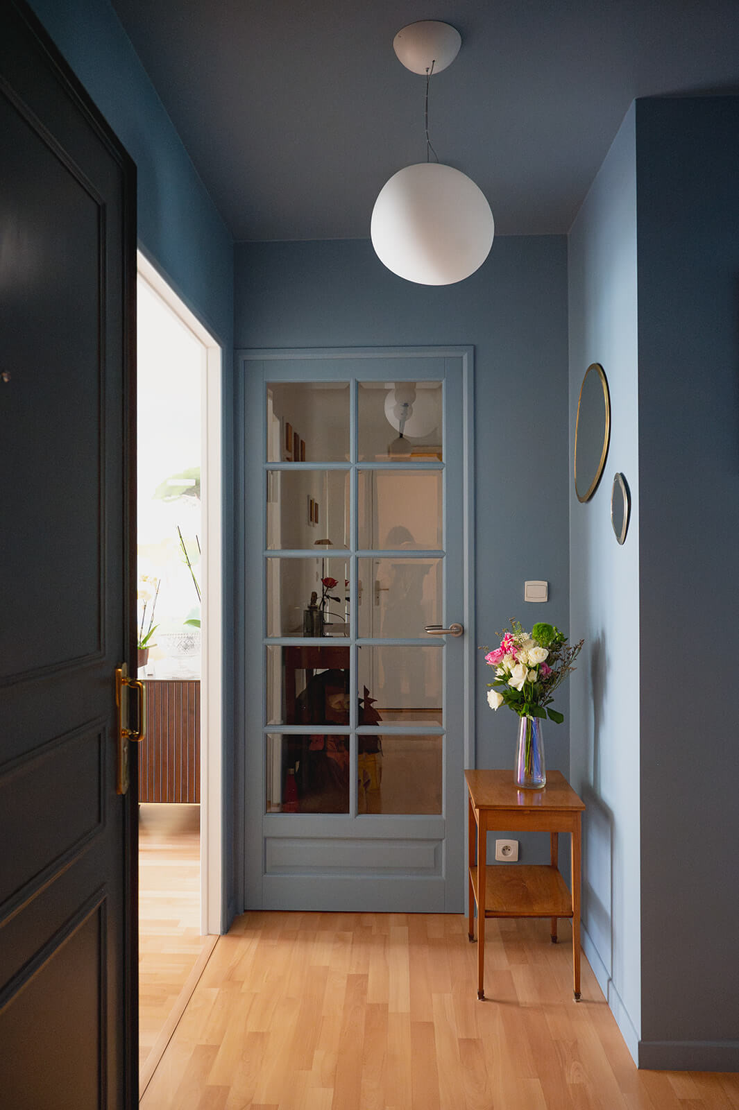Entrée Annik avec une boite bleue 2