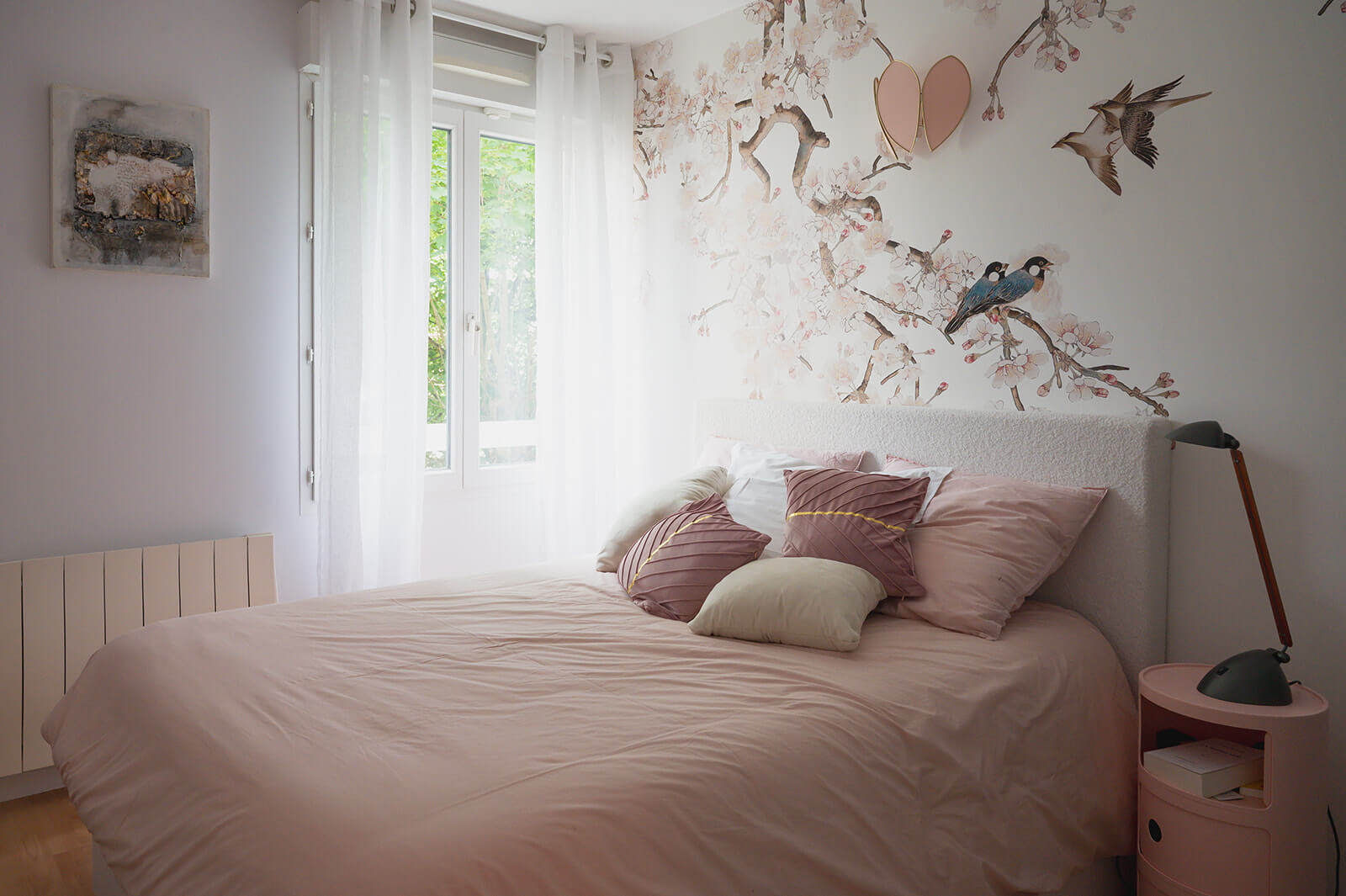Chambre Annik avec papier peint Birds Hangout Photowall